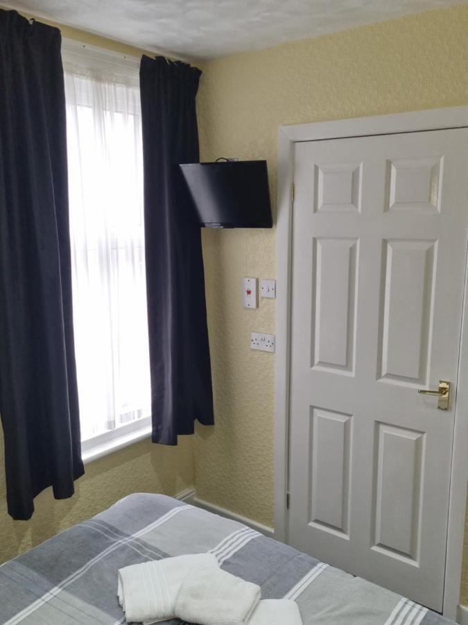 The Trentham Hotel Blackpool Bagian luar foto
