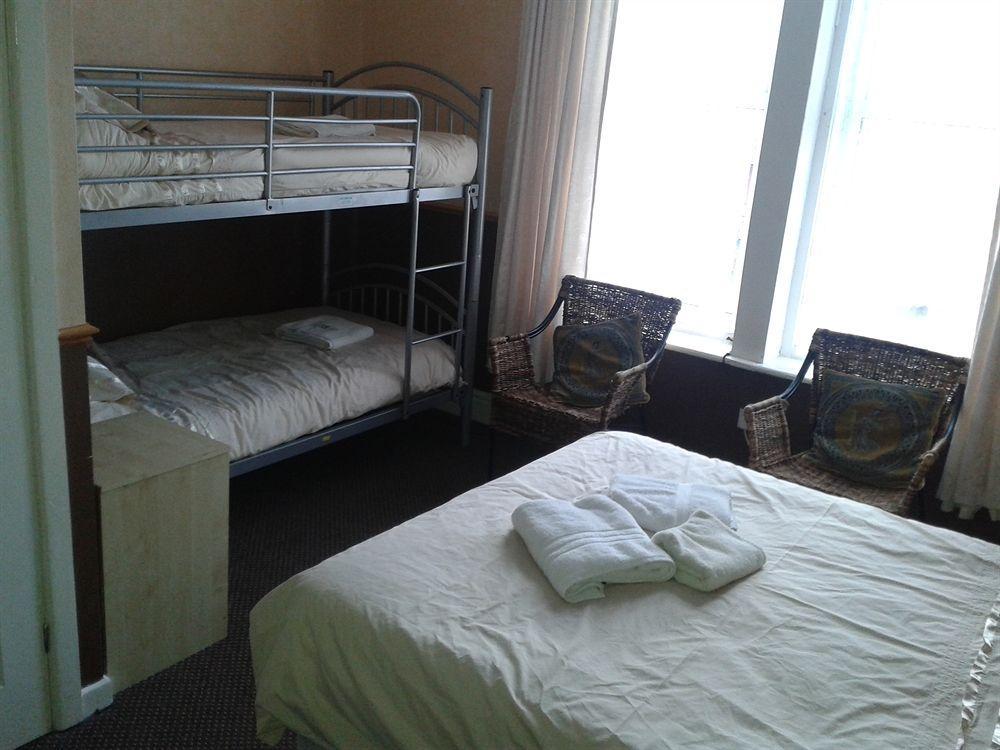 The Trentham Hotel Blackpool Bagian luar foto
