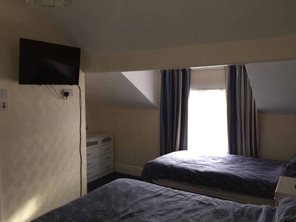 The Trentham Hotel Blackpool Bagian luar foto