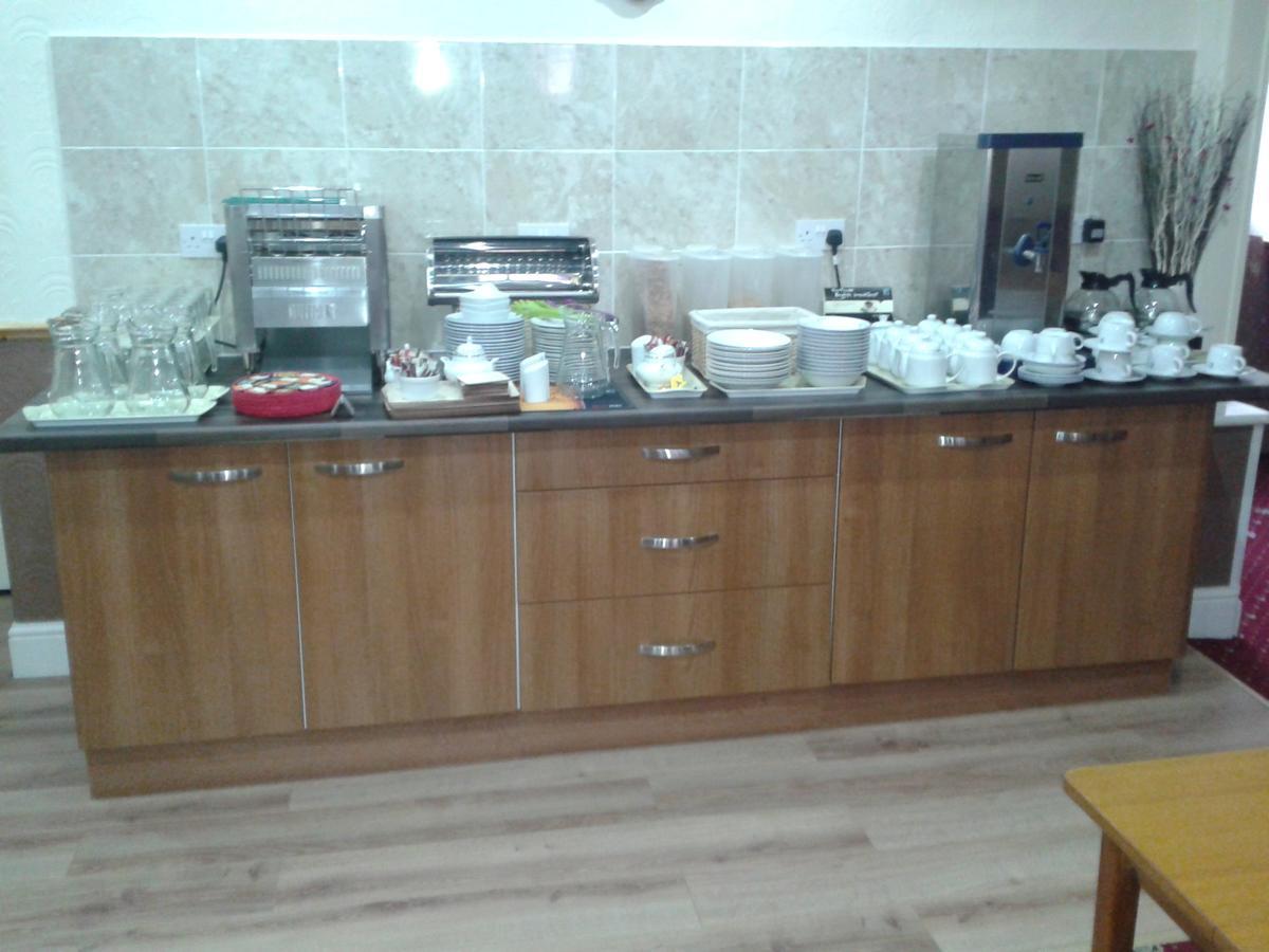 The Trentham Hotel Blackpool Bagian luar foto