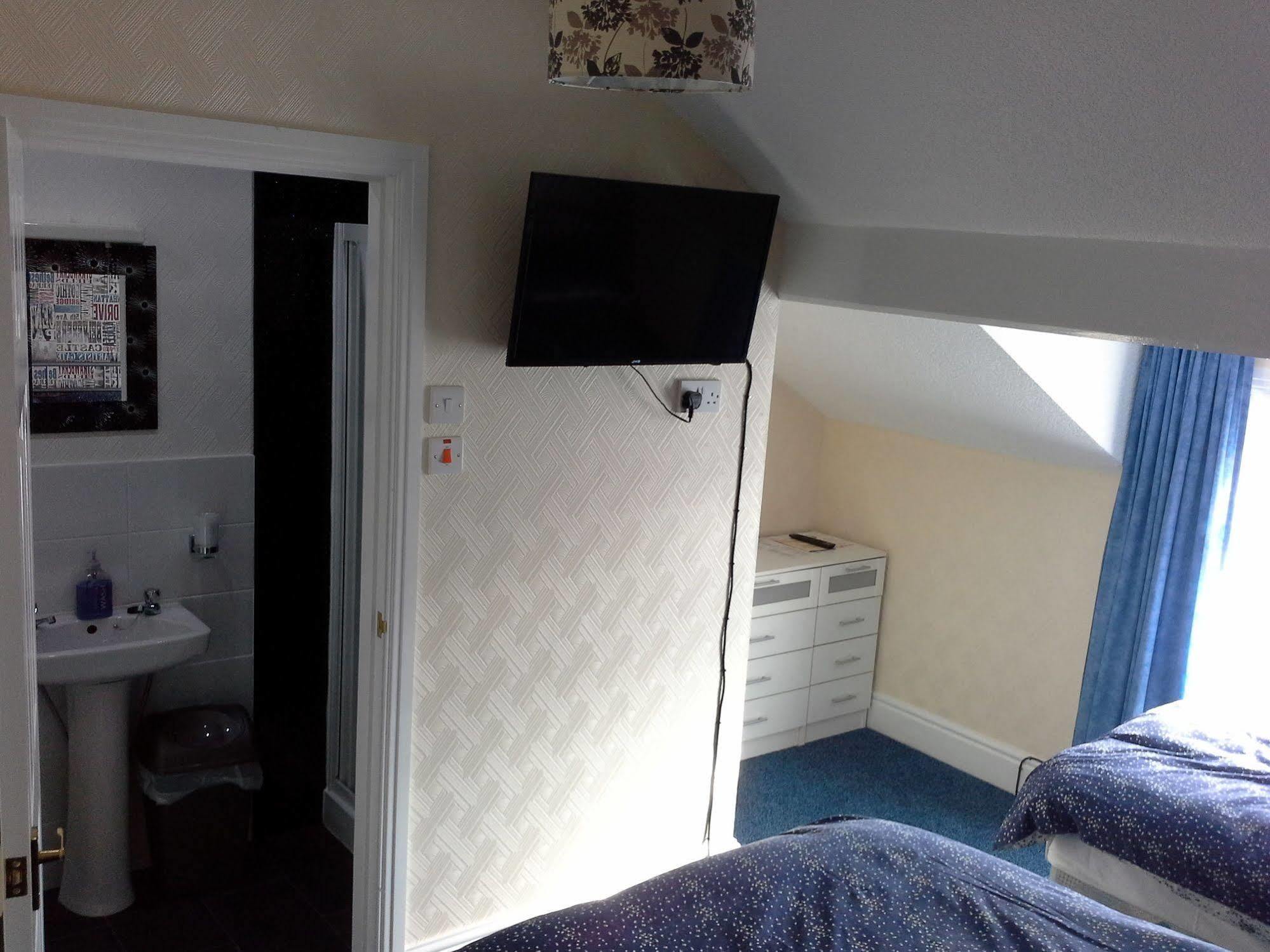 The Trentham Hotel Blackpool Bagian luar foto